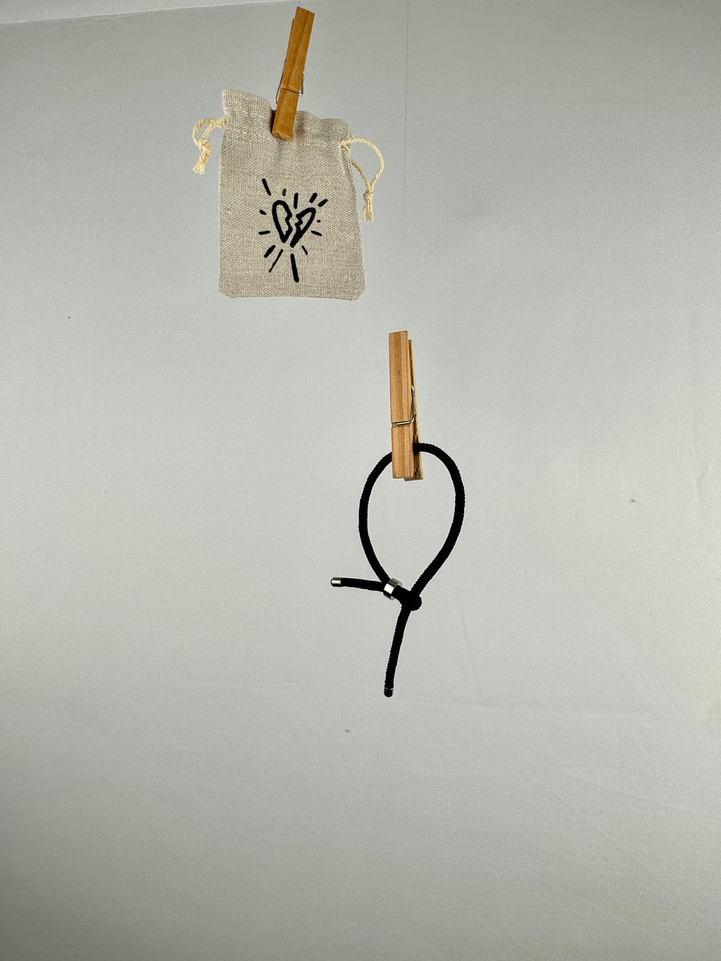 Le Bracelet